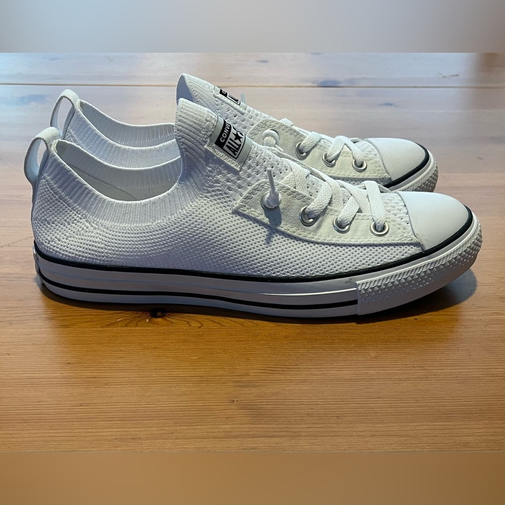 Women’s Chuck Taylor All Star Shoreline Slip-On Sneakers, Size 10, White, New